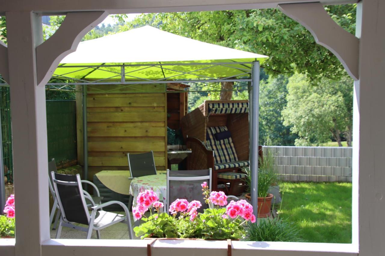 Pension-Ferienwohnung Liesbachtal Direkt Am Waldrand Bayerische Rhoen Schonau an der Brend Exterior photo