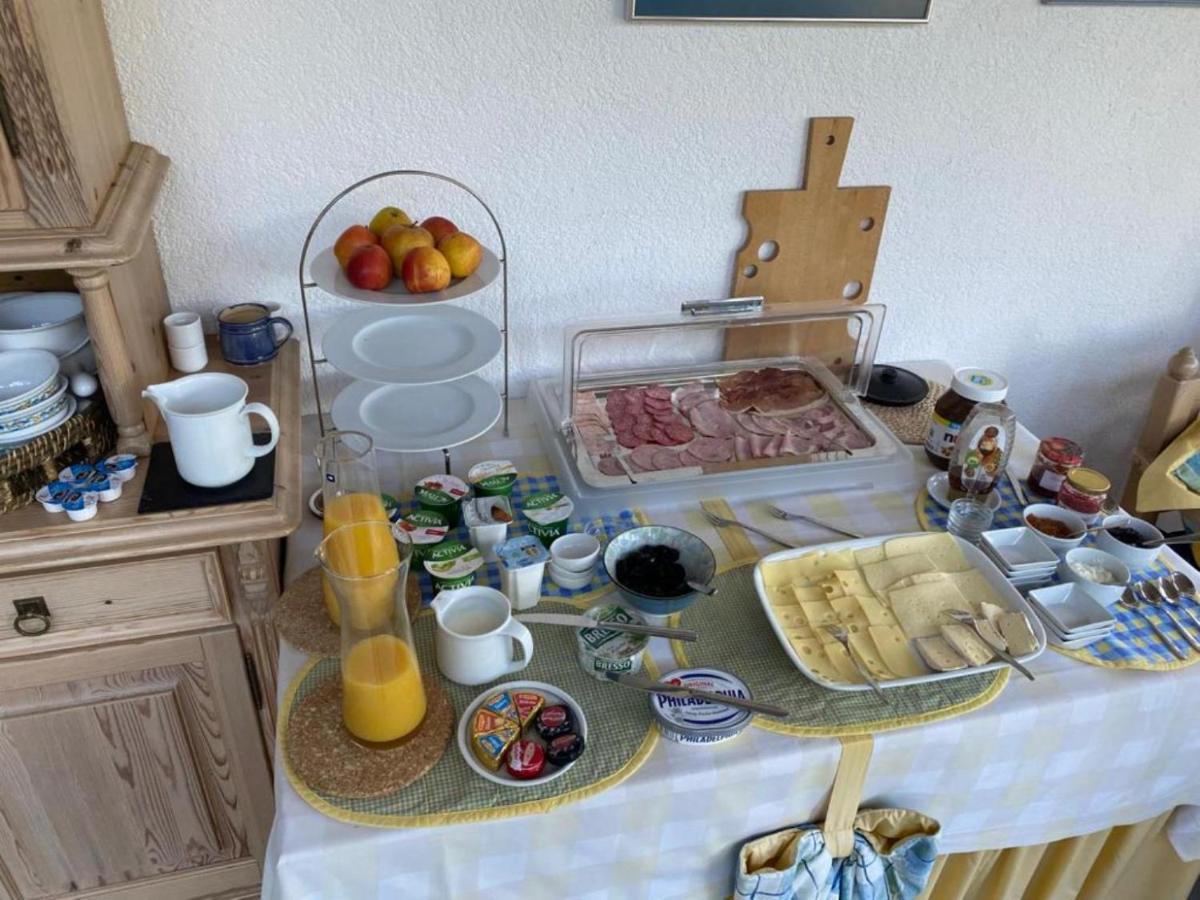 Pension-Ferienwohnung Liesbachtal Direkt Am Waldrand Bayerische Rhoen Schonau an der Brend Exterior photo